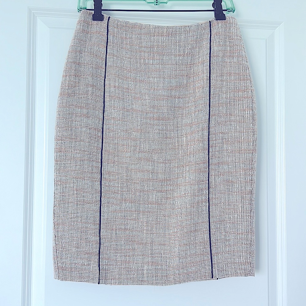 Ann Taylor pencil skirt, size 2